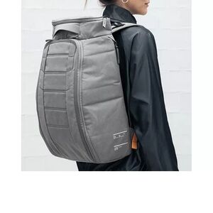 Db Hugger Backpack 25L - Sand Grey